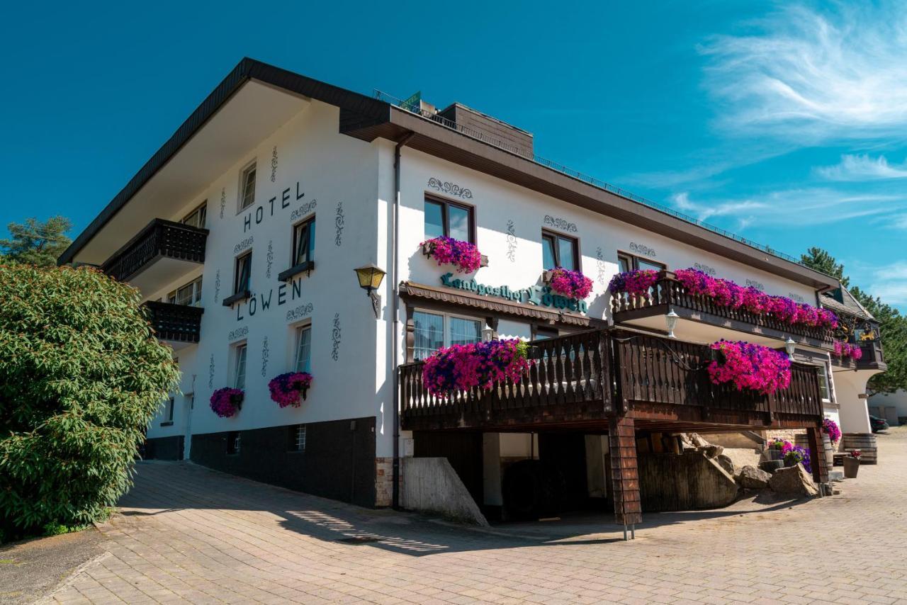 Landhotel Loewen บลูมแบร์ก ภายนอก รูปภาพ